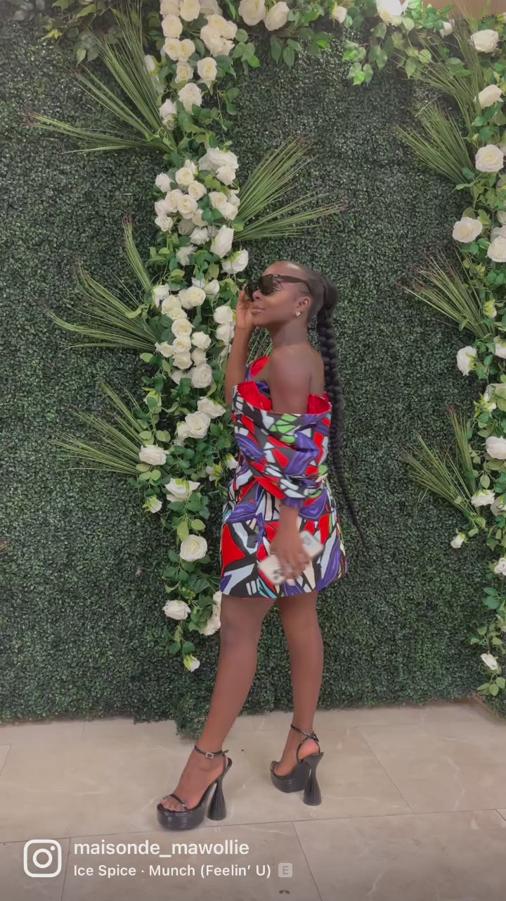 Boned structure exaggerated hip dress